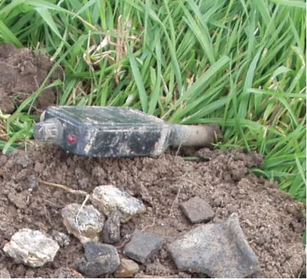 Small pinpoint probe.